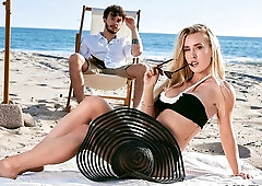 Watch winsome Sarah Taylor's xxx