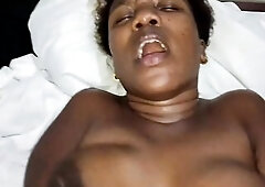 HIS BIGGEST ROD MADE ME SQUIRT FOR THE 1ST TIME????????