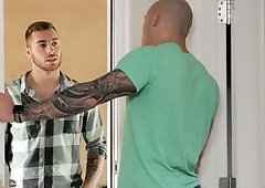 Trevor Laster spreads his legs for older Carter Woods