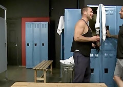 MenOver30.com - Hans Berlin plus piercing Dustin Steele
