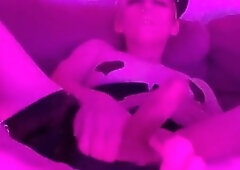 Seductive trans beauty gives smoking hot JOI while flaunting her feet