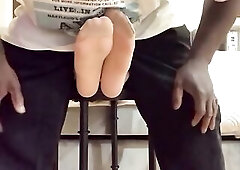 Oriental crossdresser love to be tickled