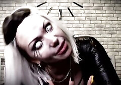 I laugh and tell u that I'm studied u just to design your personnal hell. My character is now wild and avid, and too is very sadistic and evil . 