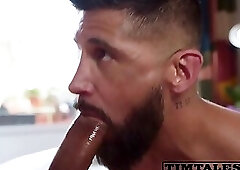 The DICK of a muscle DADDY!