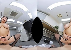 Asian hottie with nice big boobs