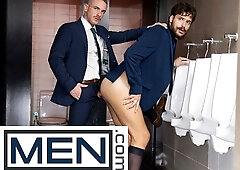 Samuel Hodecker Gets Fucked By Apolo Adrii In The Bathroom And Gets Covered In Cum