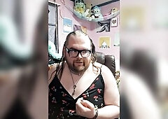 Delta42 plays with their recent toy for u