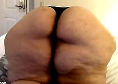 See str8 from heavan on now! - Ssbbw, Ssbbw Booty, Big Beautiful Woman Large Butt Porn some christmASS for u