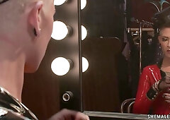 Cabaret Trans dancer anal fucks man