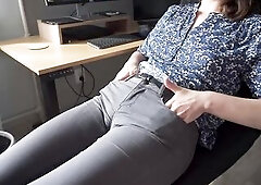 Sexy Secretary Showing Off Plump Camel Toe In Denim Jeans