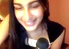Cute indian tranny webcam show