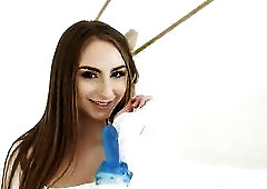 this babe turned on the magic wand & lost control totally