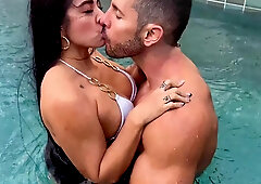 Steamy Outdoor Sauna Session with Tattooed Brunette Latina