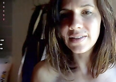 Hairy beautiful playing with herself on cam