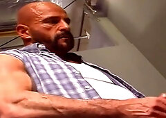 FapHouse: Muscled hunk butt sex in a truck