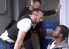 Boys sucks cop and cums gay Purse thief