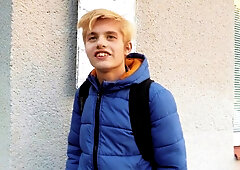 Bleached twink beauty dominated by a beefy fucker