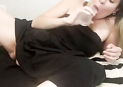 Lustful Doxy Screws Sex toy Til Bizarre Climax & Smack Cum!