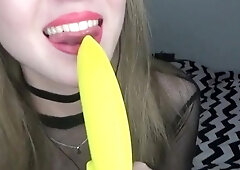 Peas And Pies Banana Sucking Sensual ASMR Video