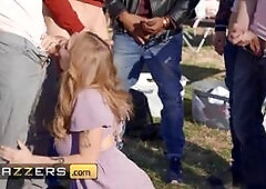 Gorgeous Babe Angel Youngs Seduces Every Man In Her Street To Buy From Her Yard Sale