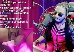 Steamy story time with Vaughn Solaire