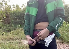 Hard dick didnt allow me to piss on the street