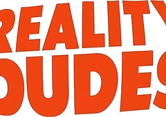 Muscular guys Jun and Leonel fuck in the woods