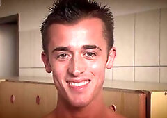 Stiff Studs Snog in the Hot Steam