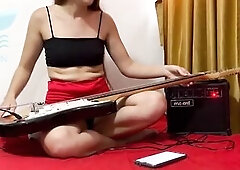 Come playgirl, we play a game, if I lose u will watch me totally out of garments, don't miss thegame