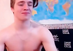 East European guy web cam show