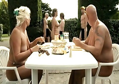 Maria de Medeiros naked - Ni a vendre ni a louer - 2011