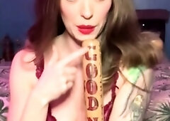 Hot brunette from squirt masturbating on webcam