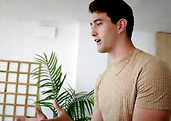 Rossa Vax Can't Stop Squirting During the time that Receiving a Double Penetration