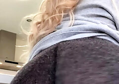 Sexy hottie Anetta Keys enjoys a solo toy masturbation