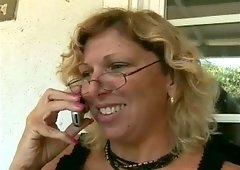 Mature nerdy whore with big boobies is happy to suck strong cock