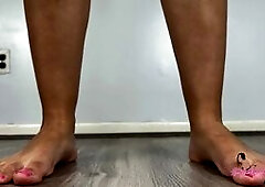 Anal Vore: Fat Giantess Ass on the Toilet - SelenaRyan