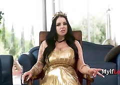 Pisces Stunner Payne Presley Discusses Her Fashion Will Riding With Excitement