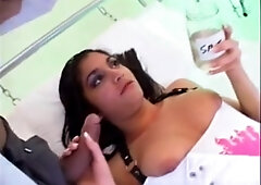 British whore Leah Jaye acquires screwed by a rubbish doctor