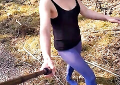 I had this fantasy for quite some time: walking along my favorite running track i found a good spot to start a fire (right on an intersection). i star