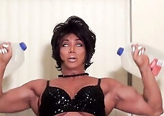Chest Home Workout with Latia Del Riviero