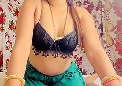 Indian woman in colorful dress gives handjob and deepthroat with dirty talk