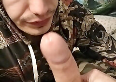 Soldier is getting fine bj and deep-throat from a fine fellow