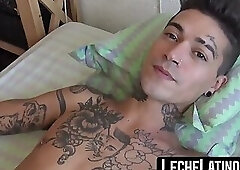 Bearded man's raw gay sex debut: a story of pleasure and discovery