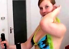 Das Training der sexy deutschen Blonde