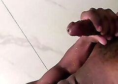 Sexy Haitian finally shows ass