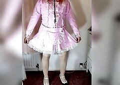 Uk tv floozy Nottstvslut pink pvc maid with nylons. Sissy cumdump whore