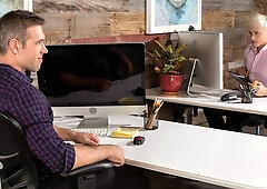 Alex Mecum fucking Alam Wernik at the office