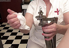 Heterosexual double handballing, ample buttplug, anal pump