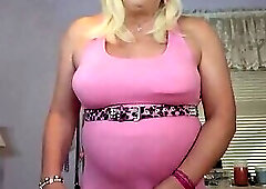 Cum get a big piece of cougar creampie!