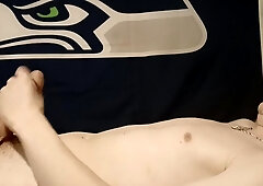 Jerking my good-sized knob up close!